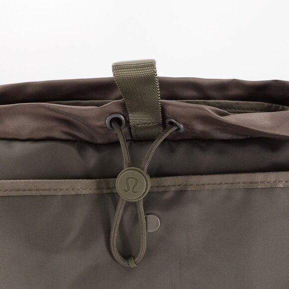 Lululemon Wunderlust Backpack 25L Green Grey - Picture 13 of 16